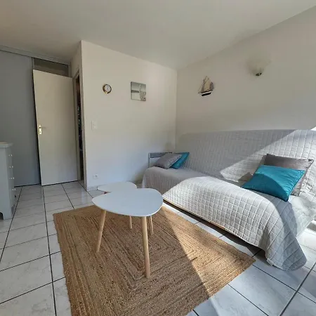 House - 9min - 4p Apartament *